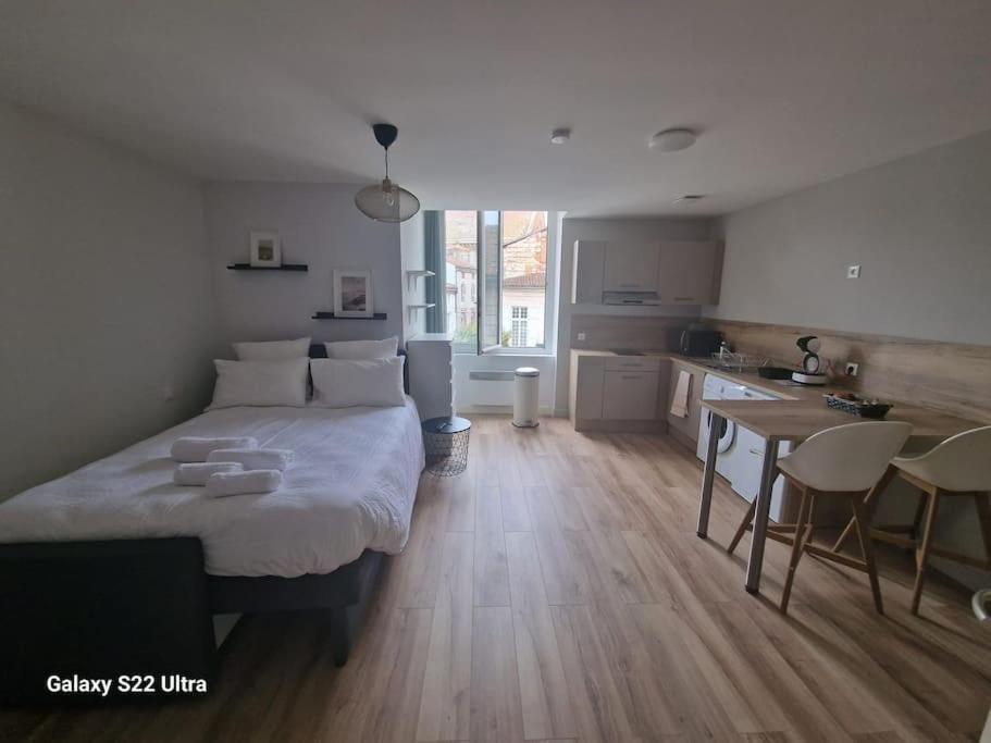 Welcomeagen*Suite Antonin*Wifi Fibre*Calme Luaran gambar
